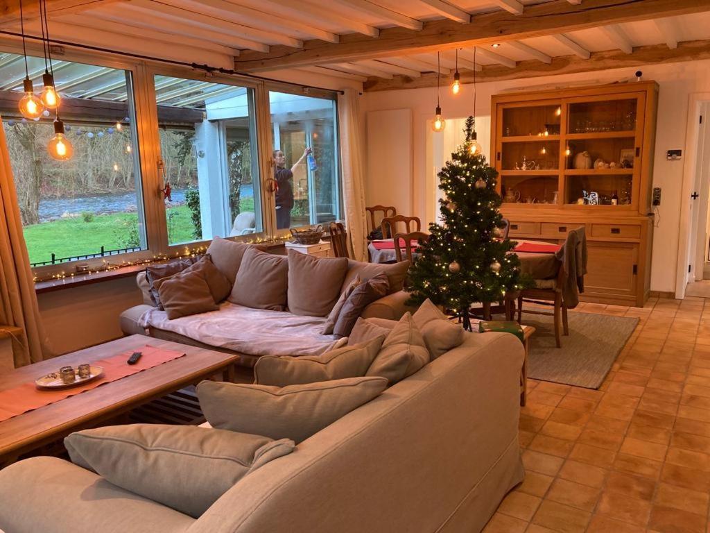 Maison L' Ambleve エワイユ エクステリア 写真
