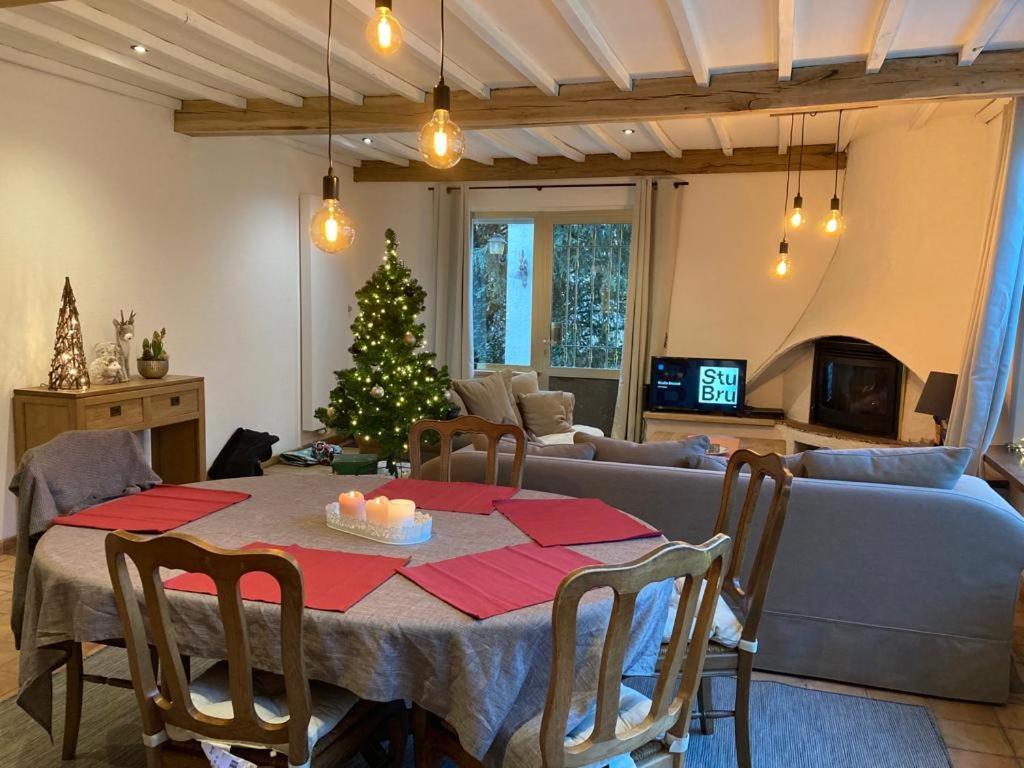 Maison L' Ambleve エワイユ エクステリア 写真